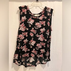 Everleigh Pleat-back High-Low Sleeveless Top